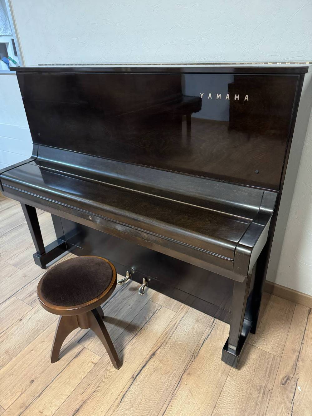 Yamaha U3 2