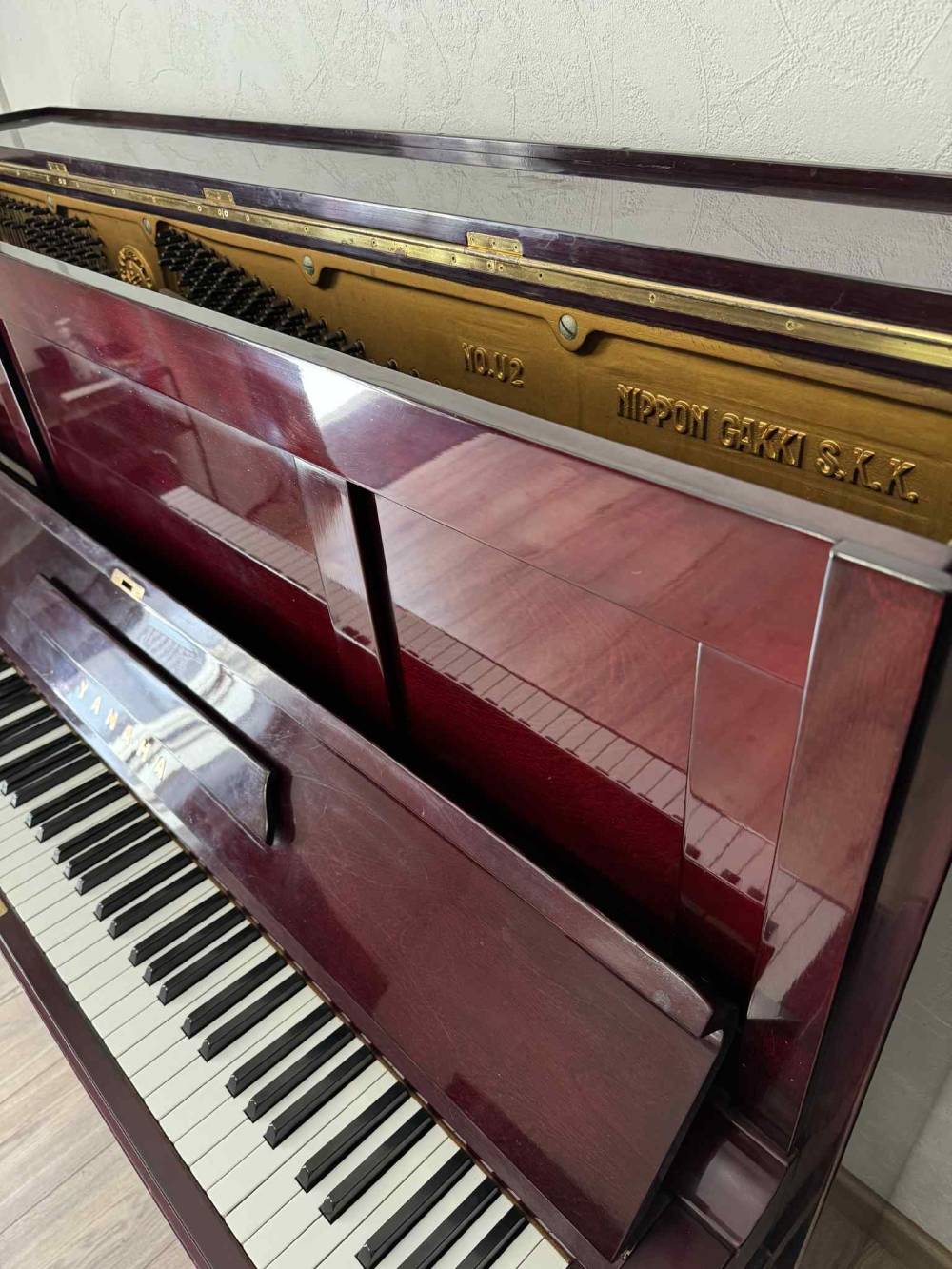 Yamaha U2 2